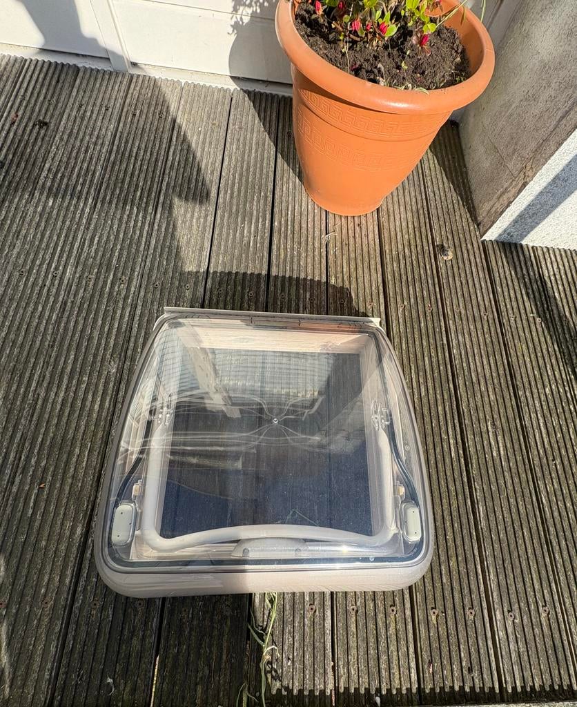 Dometic dakluik voor camper of caravan, Ophalen, Gebruikt