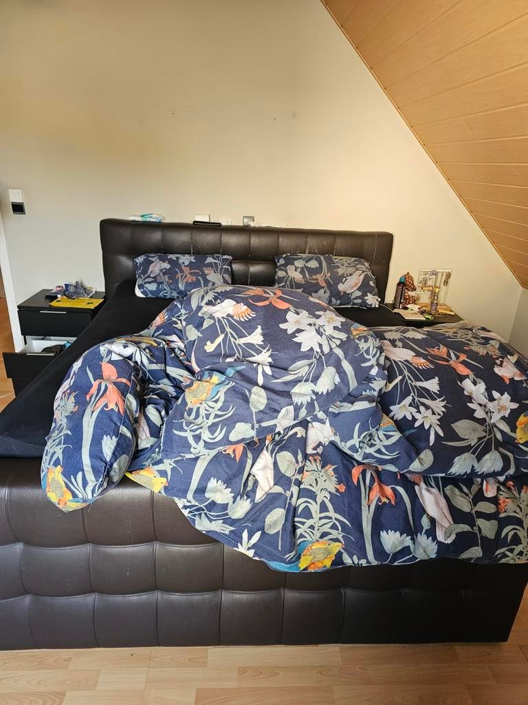 Boxspring 180 breed, Ophalen, Gebruikt, Zwart, Tweepersoons