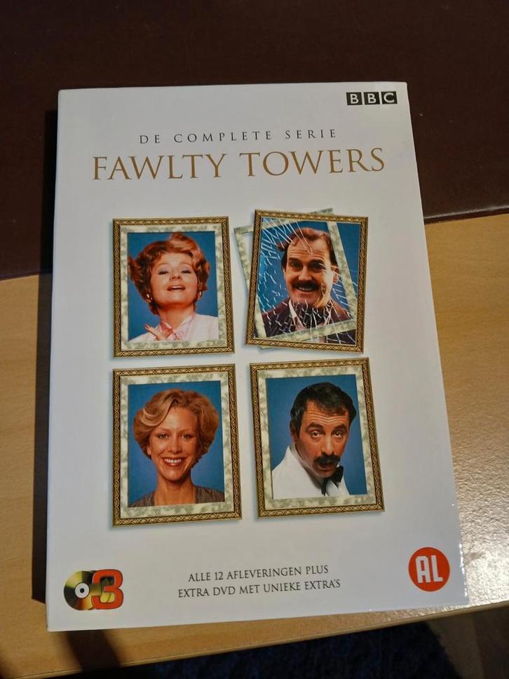 Fawlty Towers - De Complete Serie DVD Boxset, Cd's en Dvd's, Dvd's | Tv en Series, Zo goed als nieuw, Komedie, Boxset, Alle leeftijden