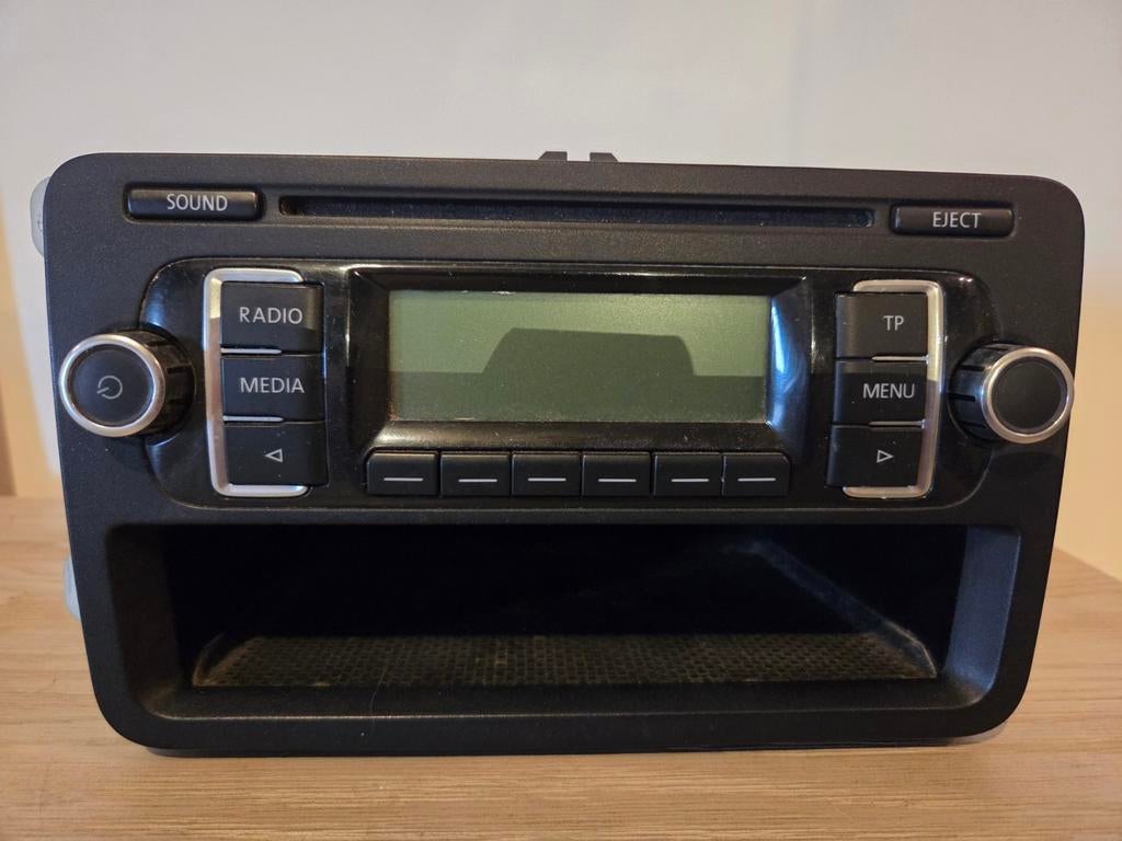 Autradio cd speler Volkswagen transporter T5, Ophalen of Verzenden, Zo goed als nieuw
