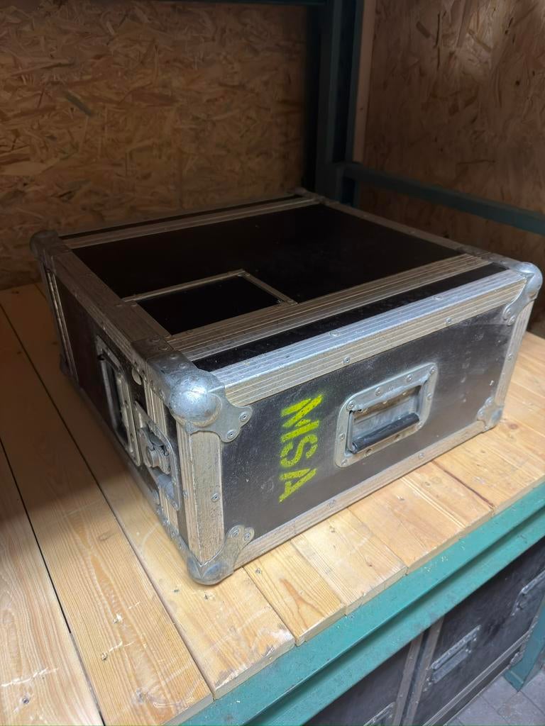 5HE tunnel flightcase met dat twin cd speler, Muziek en Instrumenten, Behuizingen en Koffers, Ophalen, Zo goed als nieuw, Overige instrumenten
