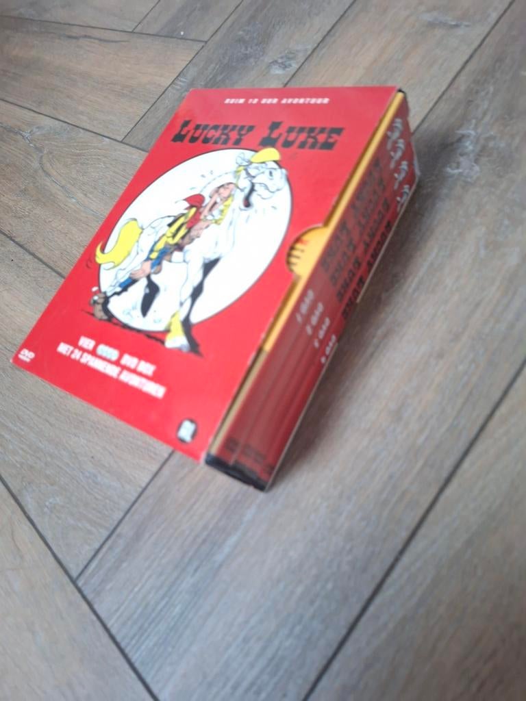 Lucky Luke DVD Boxset - 4 DVD's, Cd's en Dvd's, Dvd's | Tekenfilms en Animatie, Europees, Gebruikt, Tekenfilm, Alle leeftijden