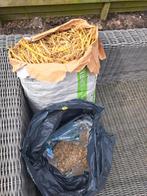 Stro en hennepstrooisel restjes, Ophalen, Nieuw, Verzorging