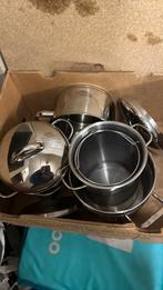 Partij pannenset, Huis en Inrichting, Keuken | Potten en Pannen, Ophalen, Zo goed als nieuw, Rvs, Pannenset