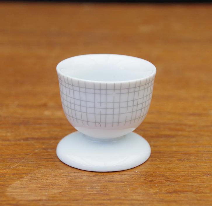 Arzberg - Heinrich Löffelhardt - Filigran eierdopje, Huis en Inrichting, Keuken | Servies, Zo goed als nieuw, Overige typen, Effen