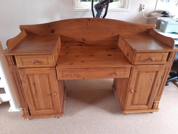 Groot grenen bureau, Huis en Inrichting, Bureaus, Gebruikt, Overige typen, Hout, Demontabel, In hoogte verstelbaar, Met lades