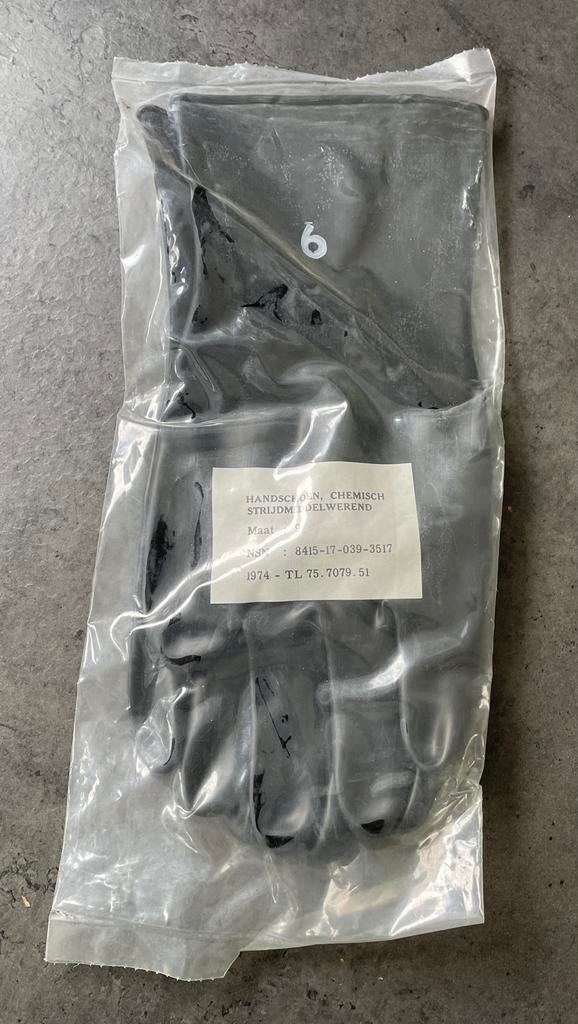KL handschoenen chemisch strijdmiddelwerend NBC maat 9, Ophalen of Verzenden, Landmacht, Nederland, Kleding of Schoenen