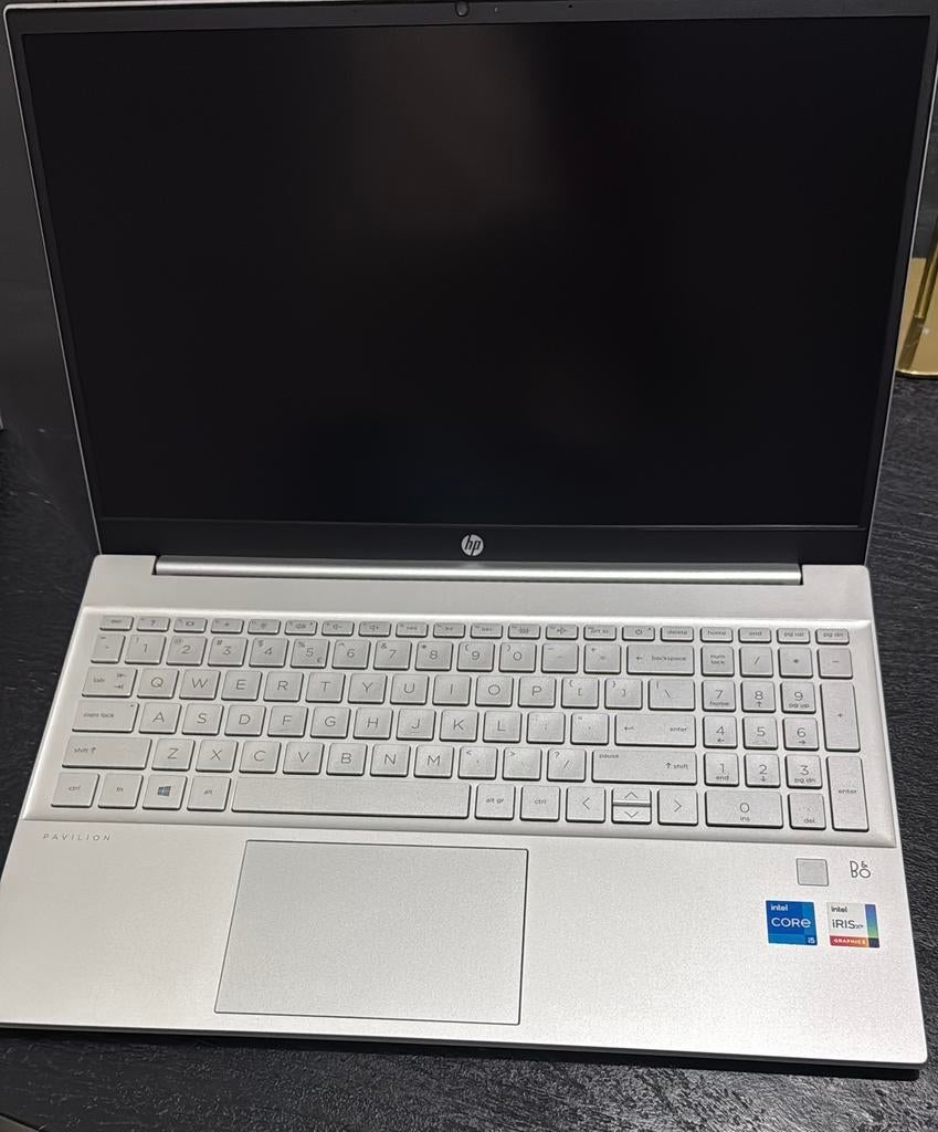 HP Pavilion15-eg0xxx intel iris i5/32gb/1TB (11e generatie)!, Computers en Software, Laptop-opladers, Ophalen of Verzenden, Zo goed als nieuw