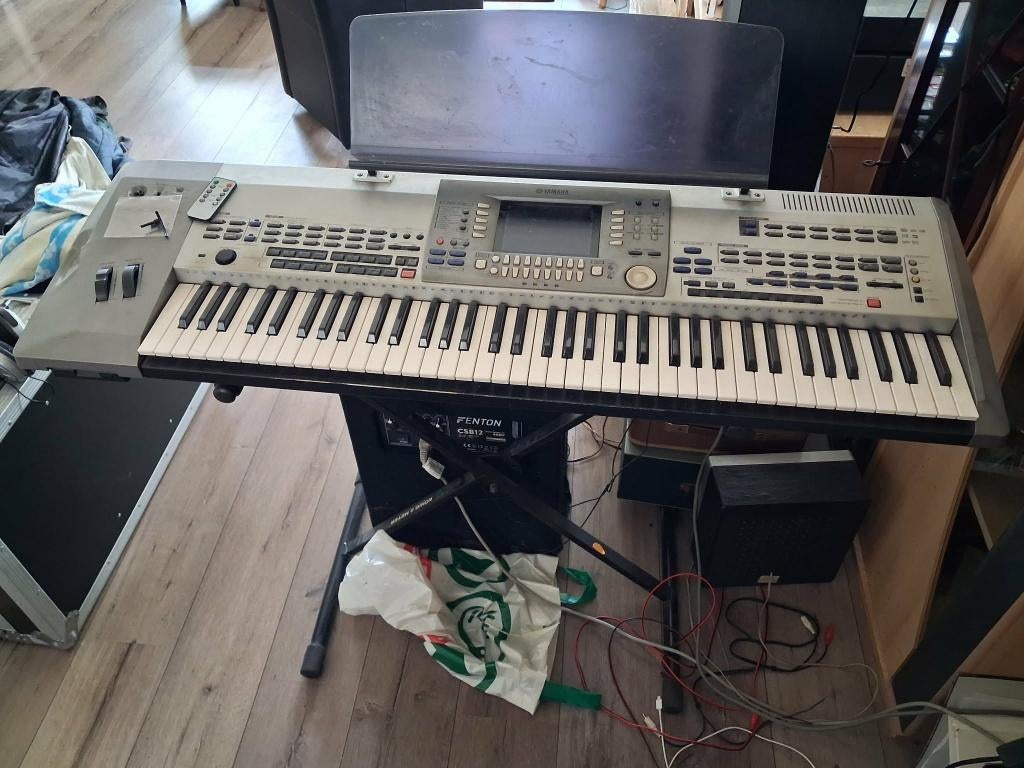 keyboard yamaha pro 9000, Muziek en Instrumenten, Midi-aansluiting, Yamaha, Zo goed als nieuw, Overige aantallen