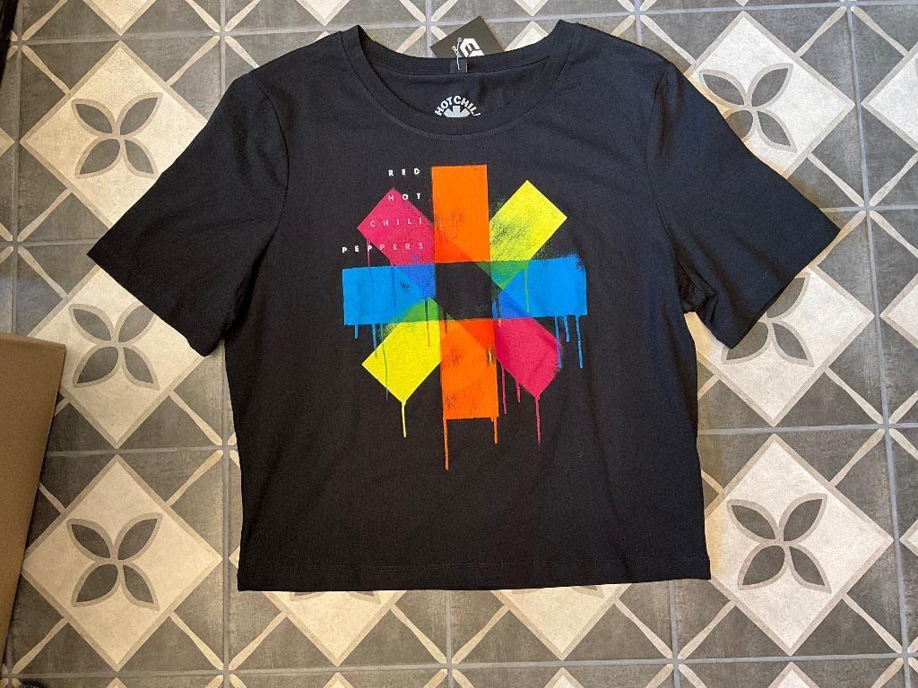 "Coloured Asteriks" T-shirt van Red Hot Chili Peppers Mt XL, "Coloured Asteriks" T-shirt van Red Hot Chili Peppers Mt XL, Nieuw
