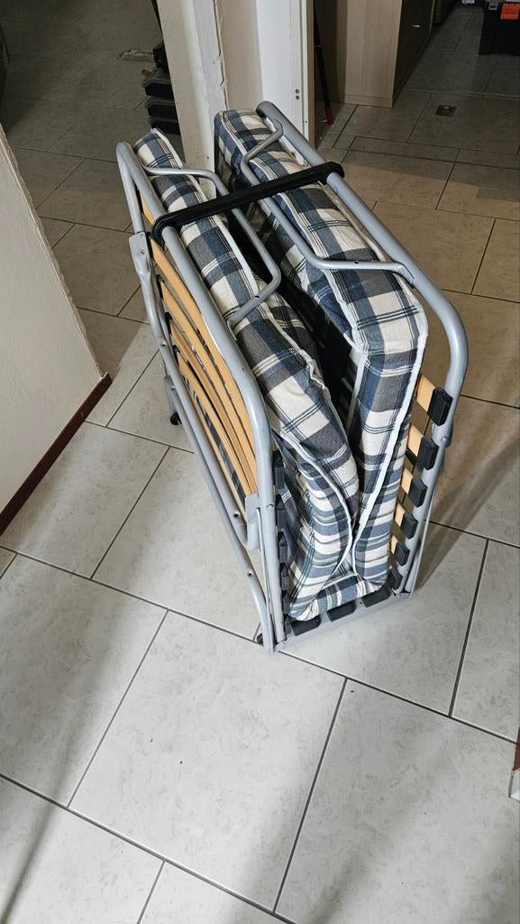 2x opklapbed. Kindermaat - Zo goed als nieuw, Ophalen, Gebruikt, Eenpersoons, 190 cm of minder