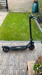 Elektrische step iscooter, Ophalen, Zo goed als nieuw, Elektrische step (E-scooter)