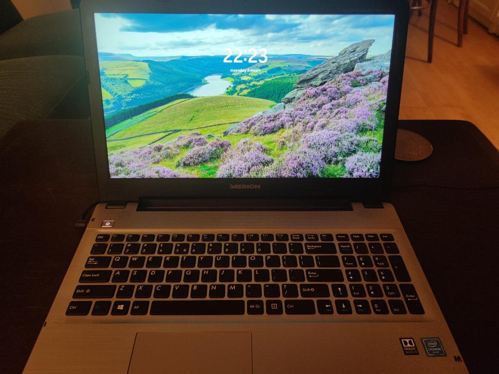 Medion Akoya Laptop Model E6421 (SPOTPRIJS!), Ophalen, 2 tot 3 Ghz, Medion Akoya, Gebruikt
