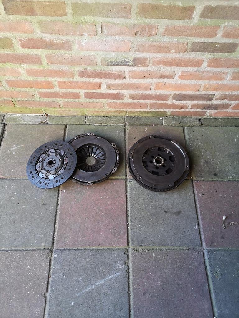 Audi TT 1.8 mk1 Quattro koppeling+dubbelmassa vliegwiel, Ophalen of Verzenden, Audi