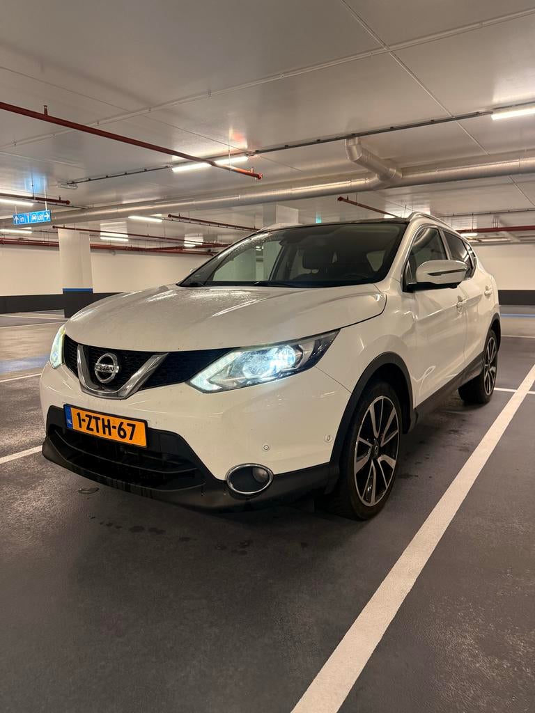 Nissan Qashqai 1.2 Dig-t 85KW 2WD 2015 Wit, Voorwielaandrijving, 4 cilinders, Wit, Origineel Nederlands