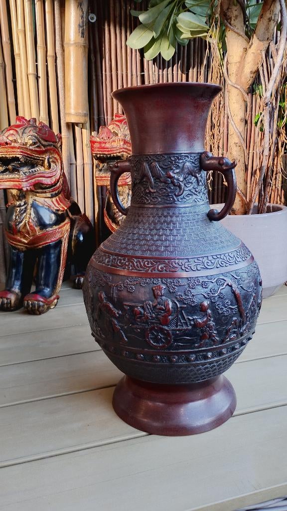 Antieke Chinese bronzen reliëf vaas met mooie patina, Ophalen of Verzenden