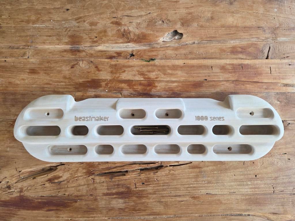 Beastmaker 1000 series klimbord (tulpenhout), Ophalen, Zo goed als nieuw, Klimsport-accessoire