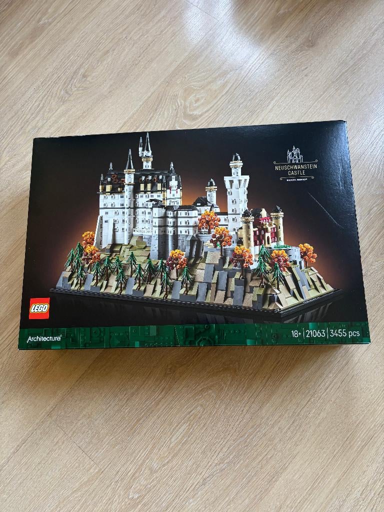 Lego 21063 Neuschwanstein, Lego, Architecture, Ophalen of Verzenden, Zo goed als nieuw