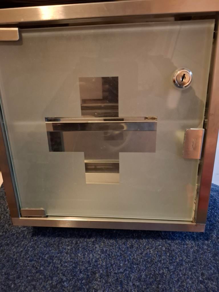 Medicijnkastje, Ophalen, 25 tot 50 cm, Minder dan 100 cm