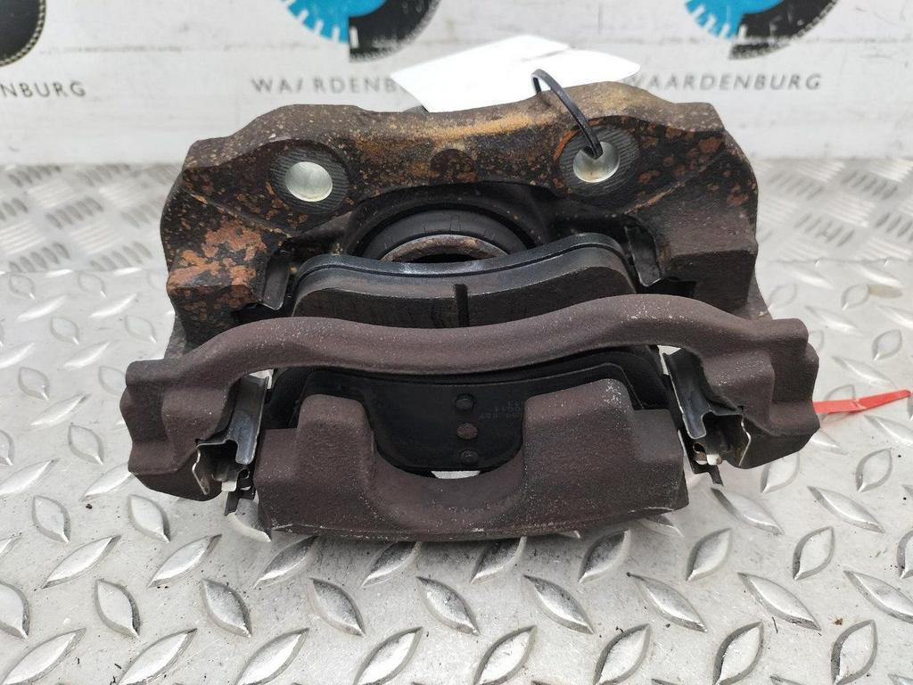 PEUGEOT 208 1.0 PureTech Access  REM KLAUW 2015, Auto-onderdelen, Ophalen of Verzenden, Gebruikt, Stiba lid