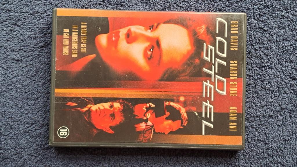 Cold Steel "Sharon Stone", Cd's en Dvd's, Dvd's | Actie, Zo goed als nieuw, Vanaf 16 jaar, Ophalen of Verzenden