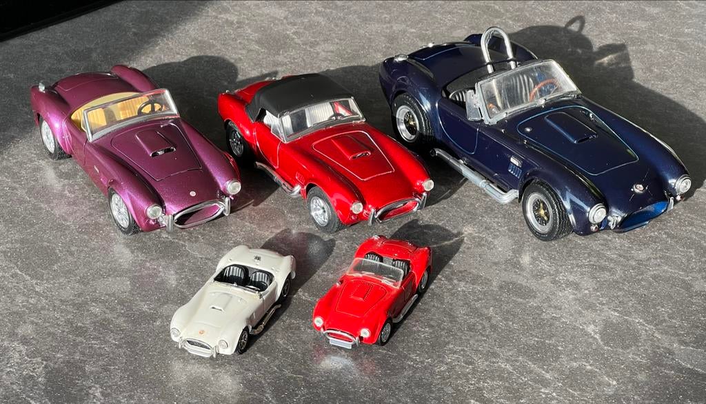 AC Cobra modelauto's 1:18, 1:24 en 1:64, Ophalen, Gebruikt, Auto