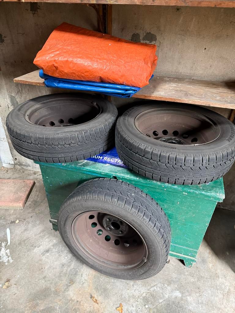 3 Winterbanden - Bridgestone Blizzak LM-30 - 175/65R15, Caravans en Kamperen, Tenten, Ophalen, Gebruikt