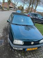 YOUNGTIMER Volkswagen Golf 1.8 Cabriolet 55KW E2 1995 Groen, Auto's, Voorwielaandrijving, Stof, 74 pk, Zwart
