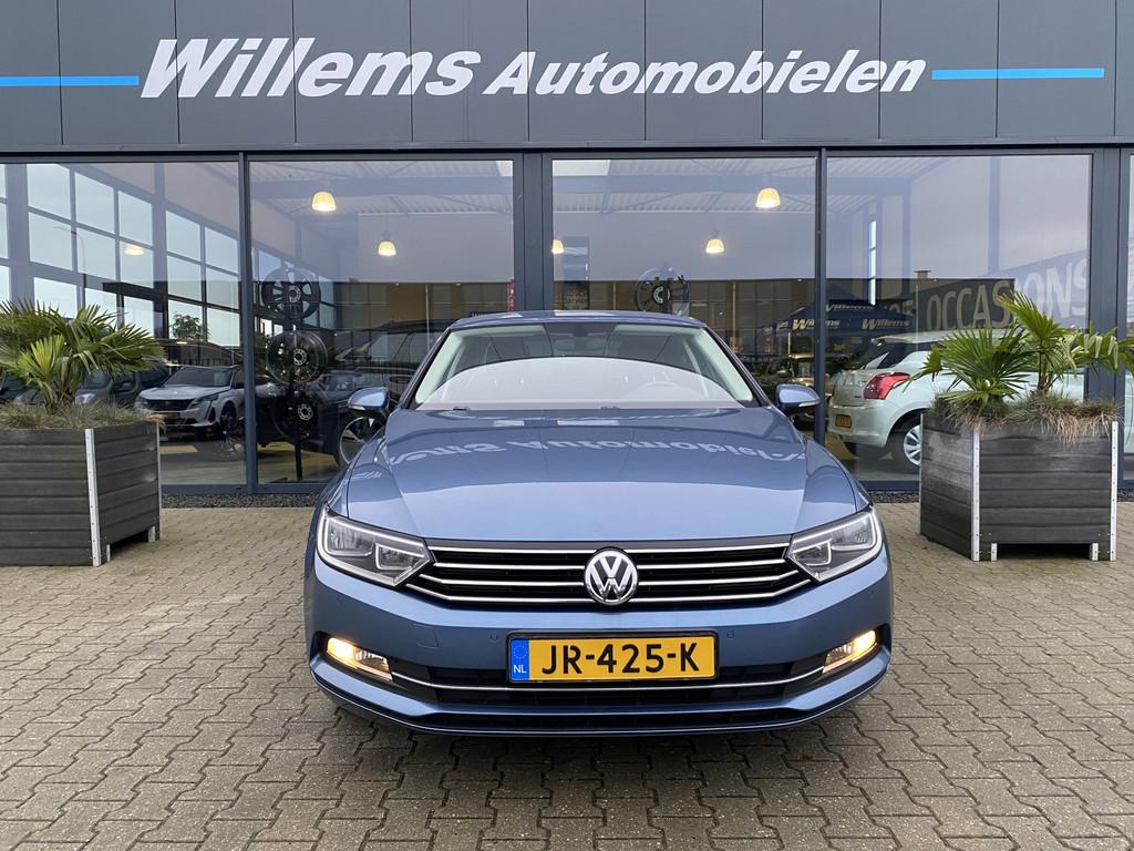 Volkswagen Passat 1.4 TSI ACT Highline Navigatie, ErgoComfor, Auto's, Volkswagen, Voorwielaandrijving, Gebruikt, 4 cilinders, Blauw