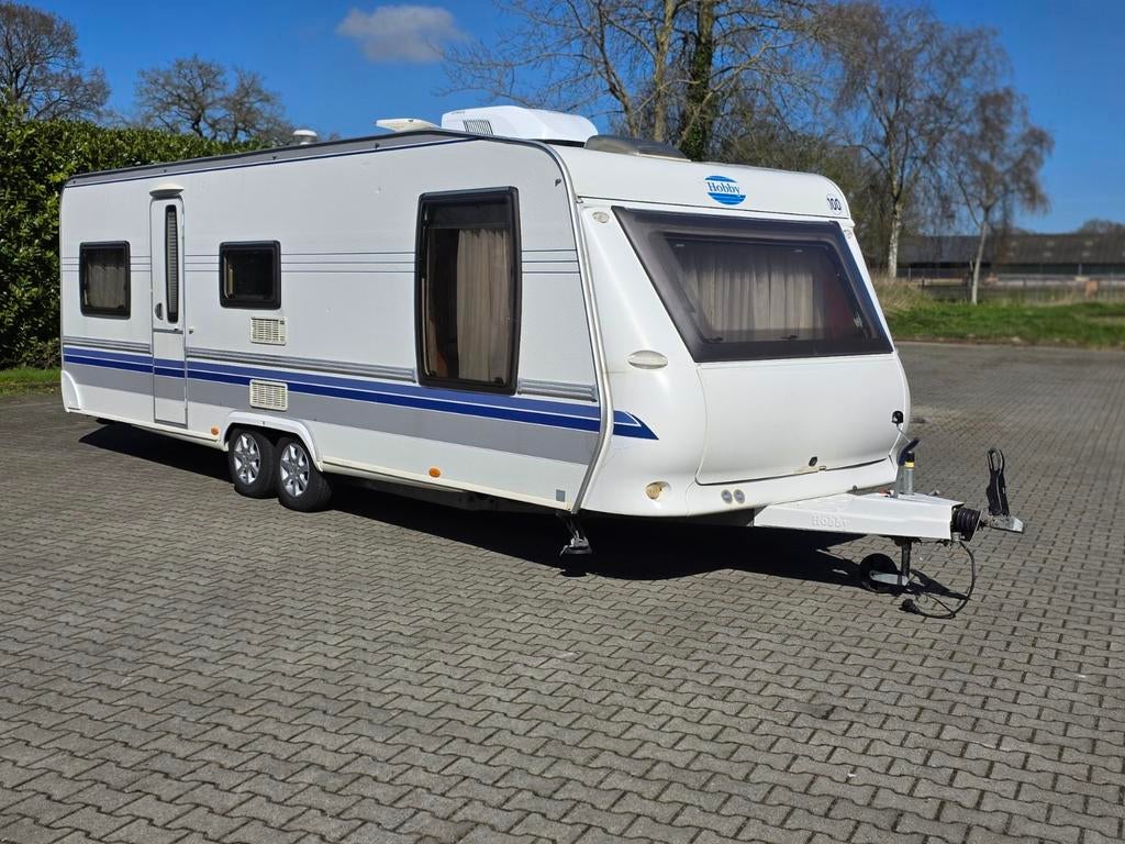 Hobby 640 SMF VIP – Airco (2024) – Te huur/ te koop, Caravans en Kamperen, Caravans, Particulier, tot en met 5, 1250 - 1500 kg