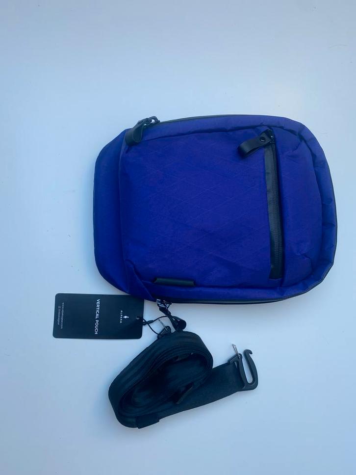 Alpaka Vertical Sling (NIEUW), Sieraden, Tassen en Uiterlijk, Tassen | Rugtassen, Nieuw, Overige merken, Minder dan 30 cm, Waterdicht