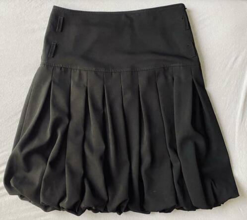 Alanred rok maat M, Kleding | Dames, Rokken, Zo goed als nieuw, Maat 38/40 (M), Zwart, Knielengte, Ophalen of Verzenden