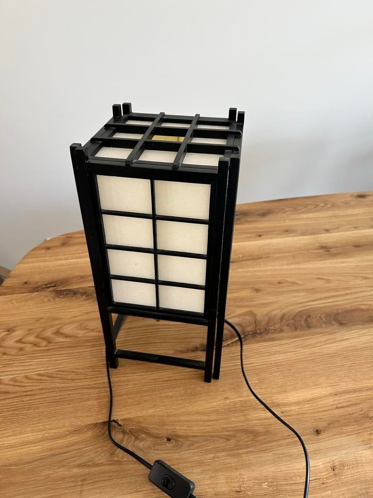 Japanse staande lamp van rijstpapier en zwart hout, Huis en Inrichting, Lampen | Vloerlampen, Ophalen of Verzenden, Gebruikt
