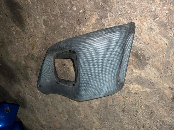 Gilera runner carbon lucht rooster rechts zij kap, Motoren, Tuning en Styling, Ophalen of Verzenden