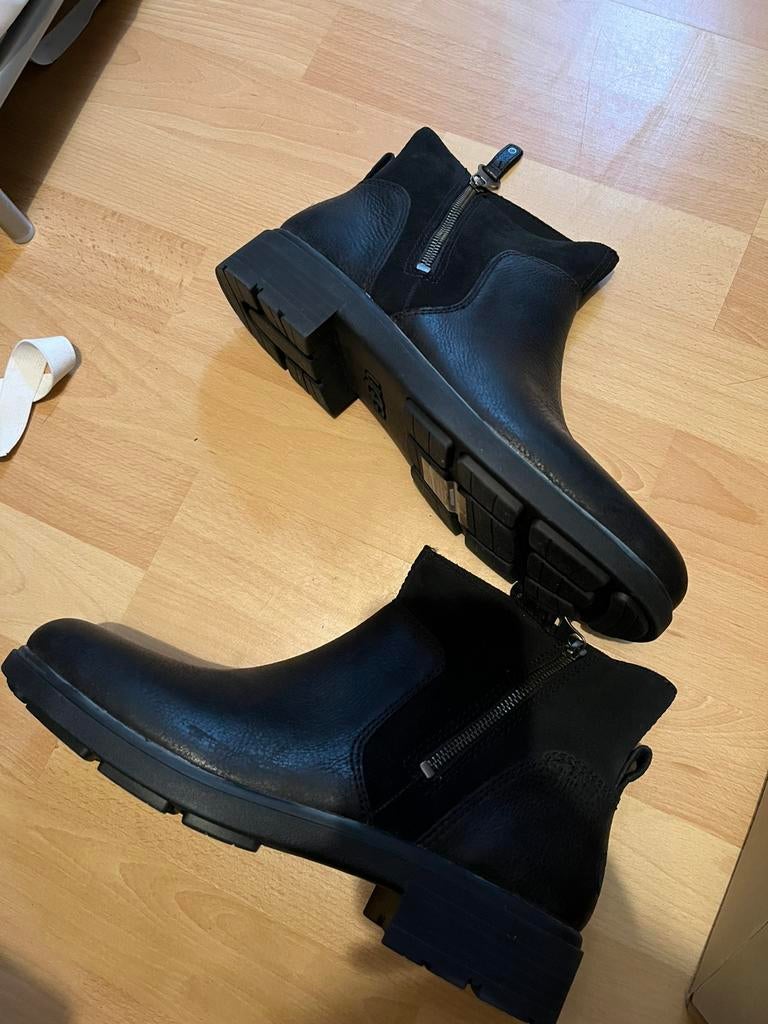 Nieuwe UGG zwart maat 42 leer winter zonder bont leder heren, Zwart, Boots, Nieuw, Ophalen of Verzenden