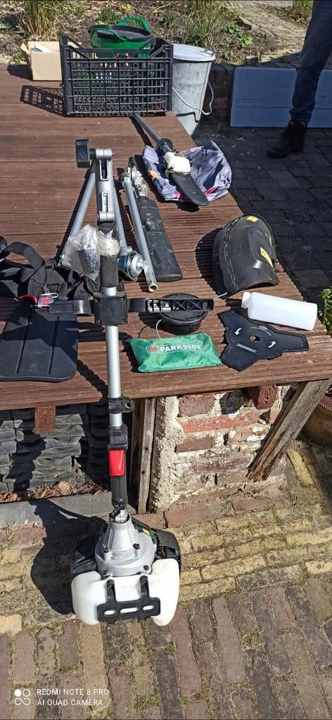 Parkside 4-delige benzine heggenschaar op stok, Tuin en Terras, Grastrimmers, Gebruikt, Benzine, 30 tot 50 cm, Ophalen