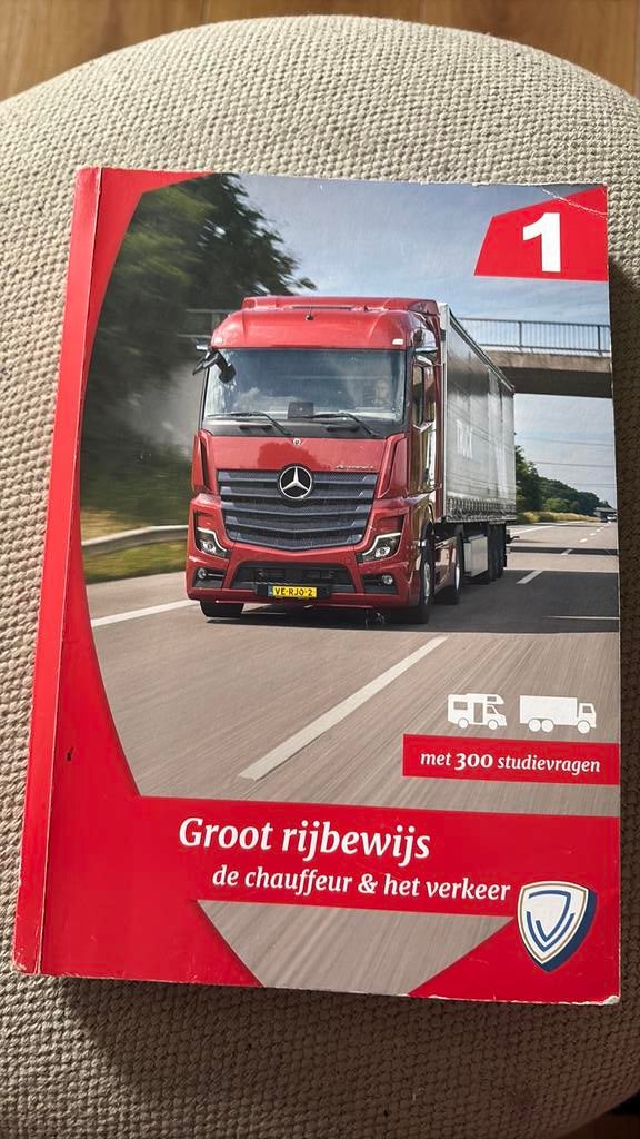 Thoerie boek Groot rijbewijs, Ophalen of Verzenden, Zo goed als nieuw, Vrachtwagen