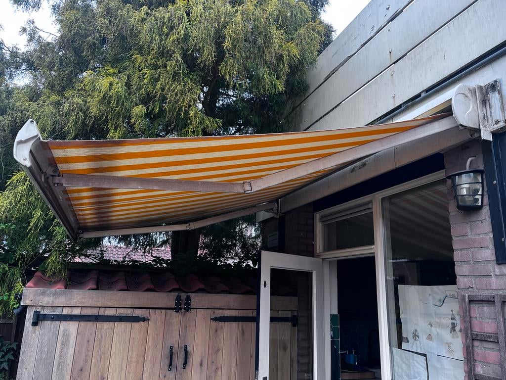 Zonnescherm 395x220 cm met motor (geen schakelaar), Ophalen, Gebruikt, Elektrisch, 150 tot 300 cm