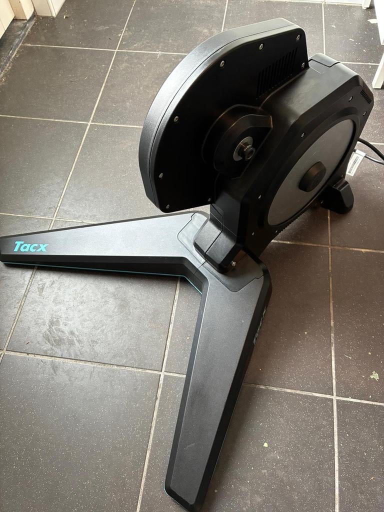 Tacx Flux 2 Smart Trainer met Shimano CS-R7000 Cassette, Sport en Fitness, Wielrennen, Ophalen, Zo goed als nieuw, Overige typen
