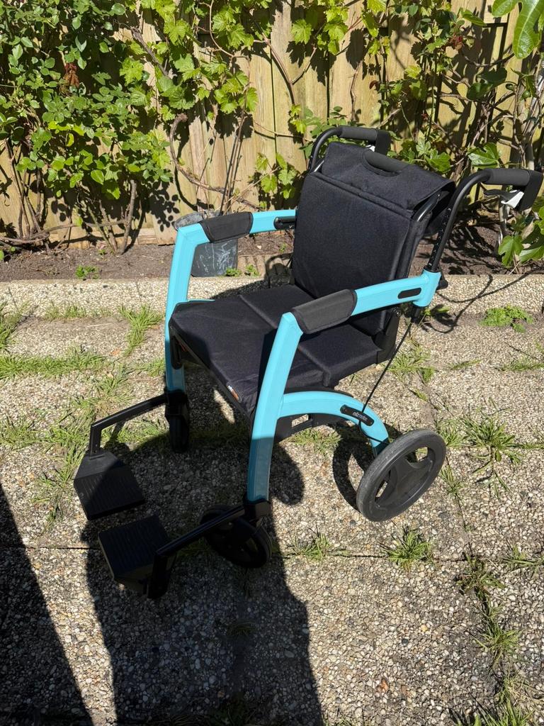 Rollz motion rollator, rolstoel in een, Diversen, Ophalen of Verzenden, Zo goed als nieuw, Duwrolstoel