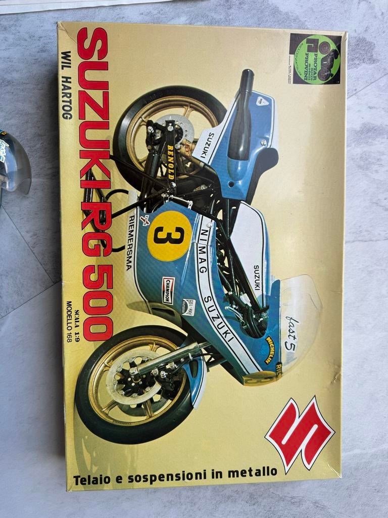 Suzuki RG500 modelbouw motor, Overige merken, Gebruikt, 1:32 tot 1:50, Overige typen