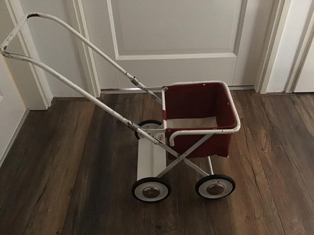 Vintage jaren 60 poppenwagen, Kinderen en Baby's, Speelgoed | Poppen, Ophalen, Gebruikt, Overige typen