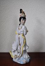 Vintage Beeld Chinese Courtisane Porselein 27 cm, Ophalen