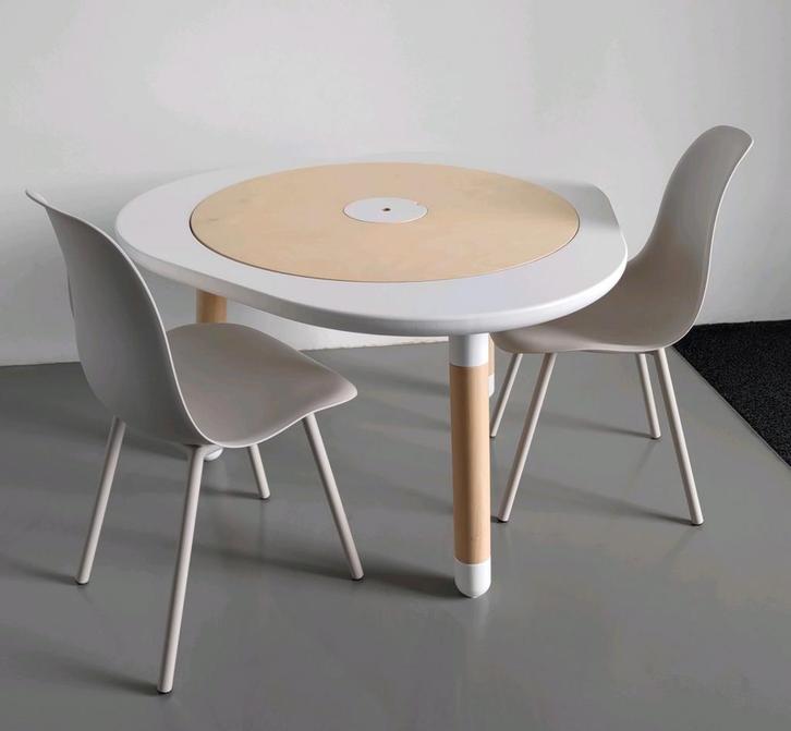 Orginele Stokke MUtable speeltafel, Kinderen en Baby's, Speelgoed | Speeltafels, Gebruikt, Ophalen