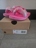 Uggs zomer schoentjes maat 27.5, Ophalen of Verzenden, Zo goed als nieuw, Meisje, Schoentjes