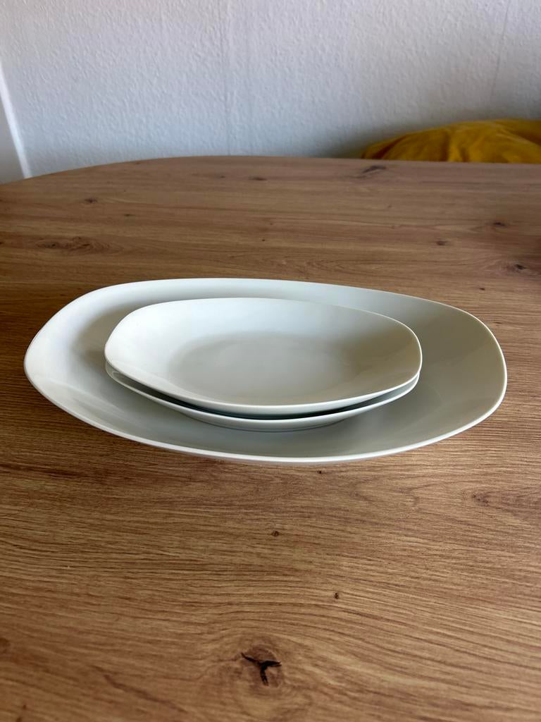Arzberg servies: 3 ovale borden/schalen, wit porselein, Ophalen of Verzenden, Zo goed als nieuw, Bord(en), Effen
