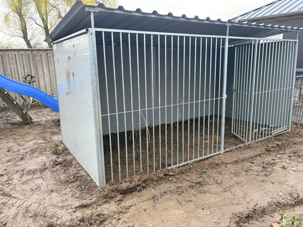 Hondenkennel/ buitenhok, Dieren en Toebehoren, Hondenhokken, Ophalen, Zo goed als nieuw, 110 cm of meer, 100 cm of meer