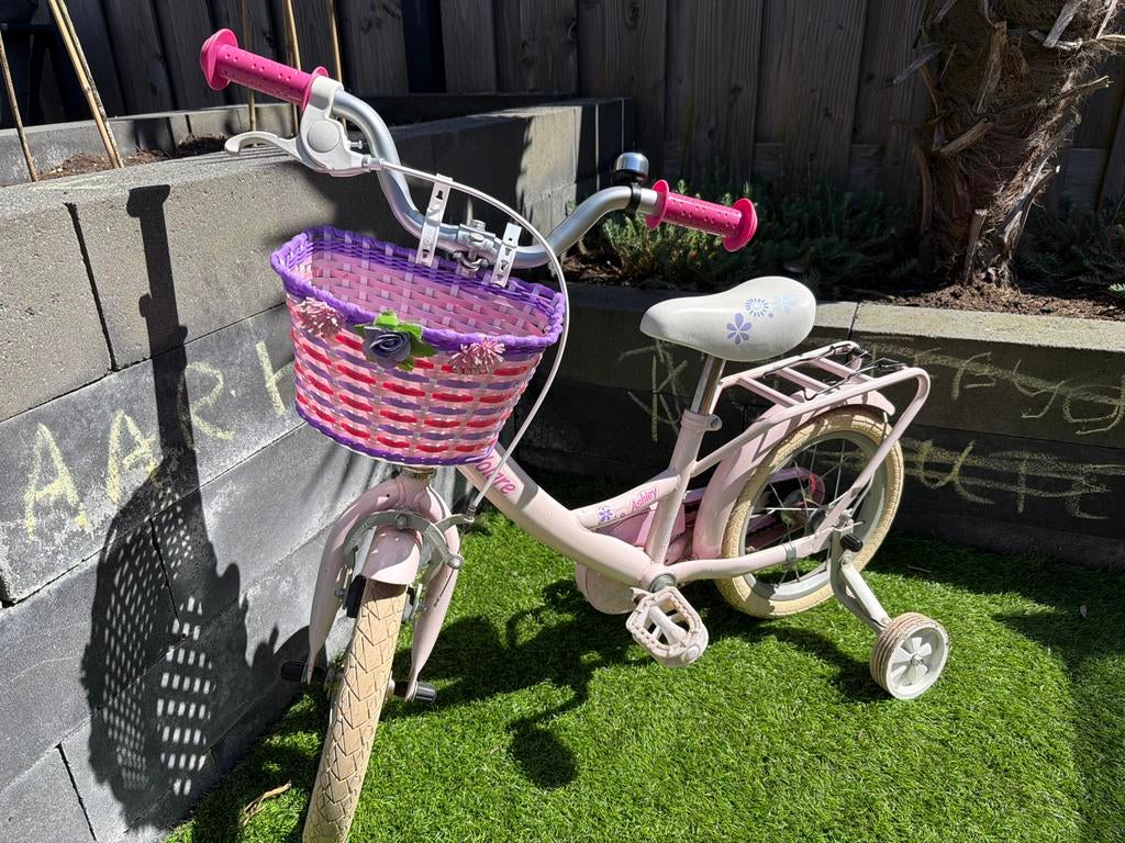 Roze kinderfiets met zijwieltjes - Volare Ashley, Fietsen en Brommers, Fietsen | Kinderfietsjes, Terugtraprem, Zijwieltjes, Gebruikt