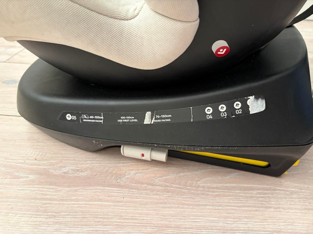 Ding Aiden 360 autostoel - Draaibaar en comfortabel - isofix, Kinderen en Baby's, Autostoeltjes, Verstelbare rugleuning, 9 t/m 18 kg