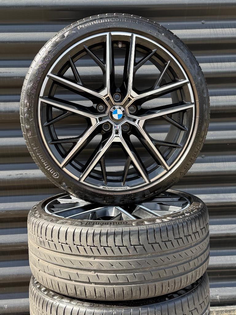 19” Orig Bmw M F40 F41 F42 F43 velgen styling 555M banden, Auto-onderdelen, Banden en Velgen, Gebruikt, 235 mm, Band(en), Zomerbanden